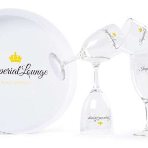 Glas och bricka med logo